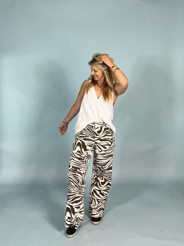 F1A4BBF5-EA7F-4912-8C06-