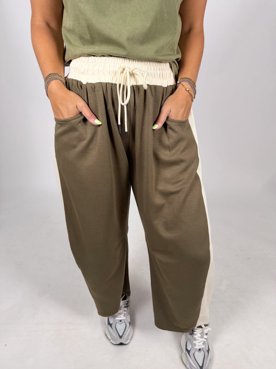 Cloud Knit Barrel Leg Lounge Pant