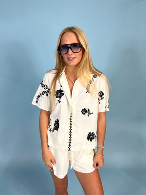 Subtle Look Embroidery Set