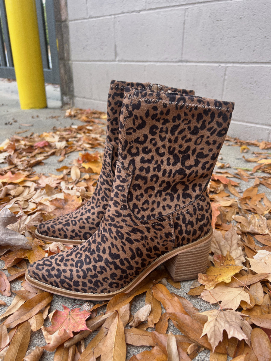 Vienna Leopard Boot