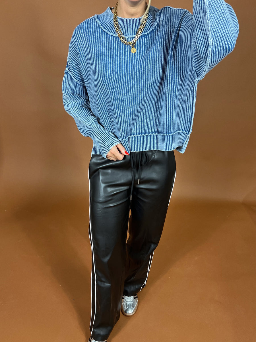 Washed Cropped Sweater