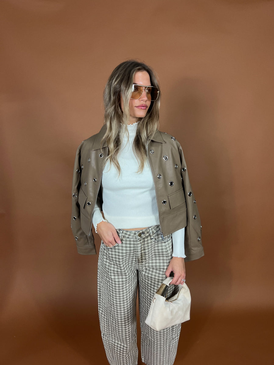 Ripple Ribbed Turtleneck