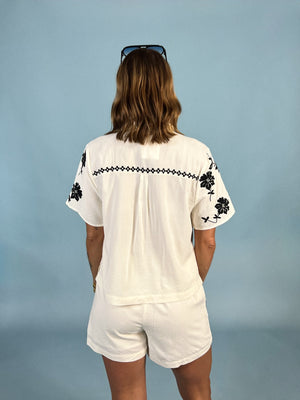 Subtle Look Embroidery Set