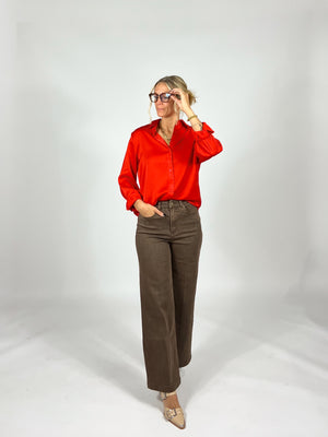 Everyone's Type Button Up Blouse