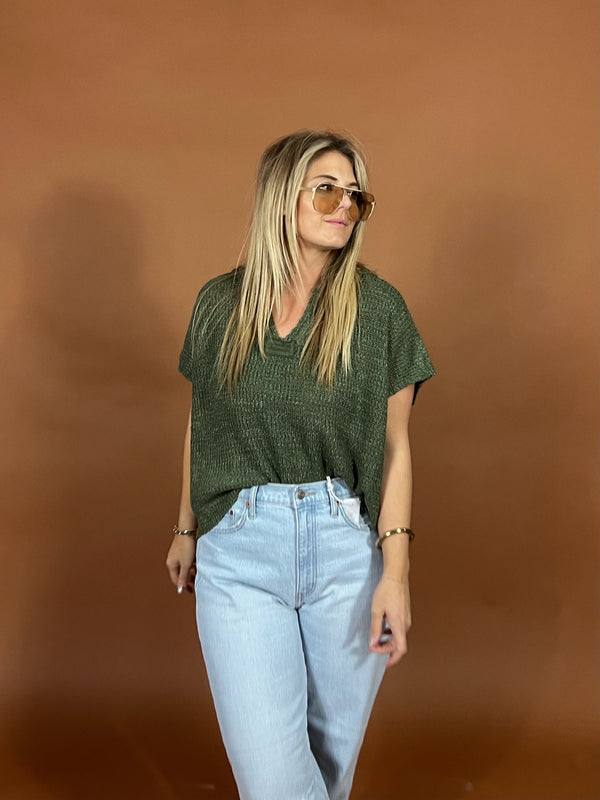 Beck Split Neck Pullover