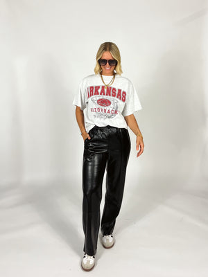 Red Oak Vintage 90s Razorback Basketball Tee