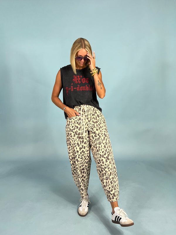 PODUNK ::: Woo p-i-double g  Muscle Tee - Charcoal