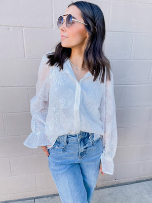 White Chocolate Embroider Blouse