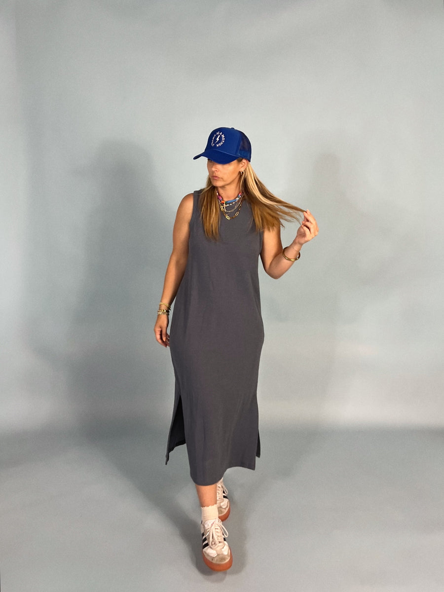 Cloudy Round Neck Maxi Dress