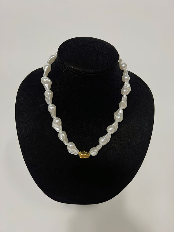 Sophia Pearl Necklace