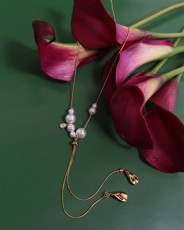 Benny Bolo Pearl Necklace